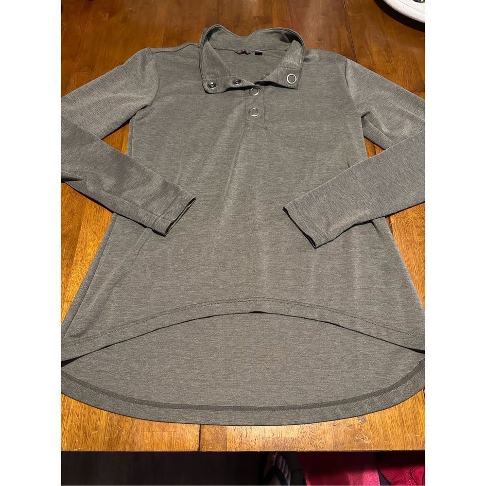 Merrell Womens Tunic Select Performix Big Snap High Low Gray Stretch Top Size L